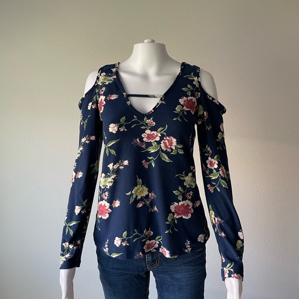 Rue21 off shoulder floral top